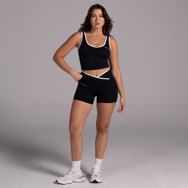 Stride Crop in Black